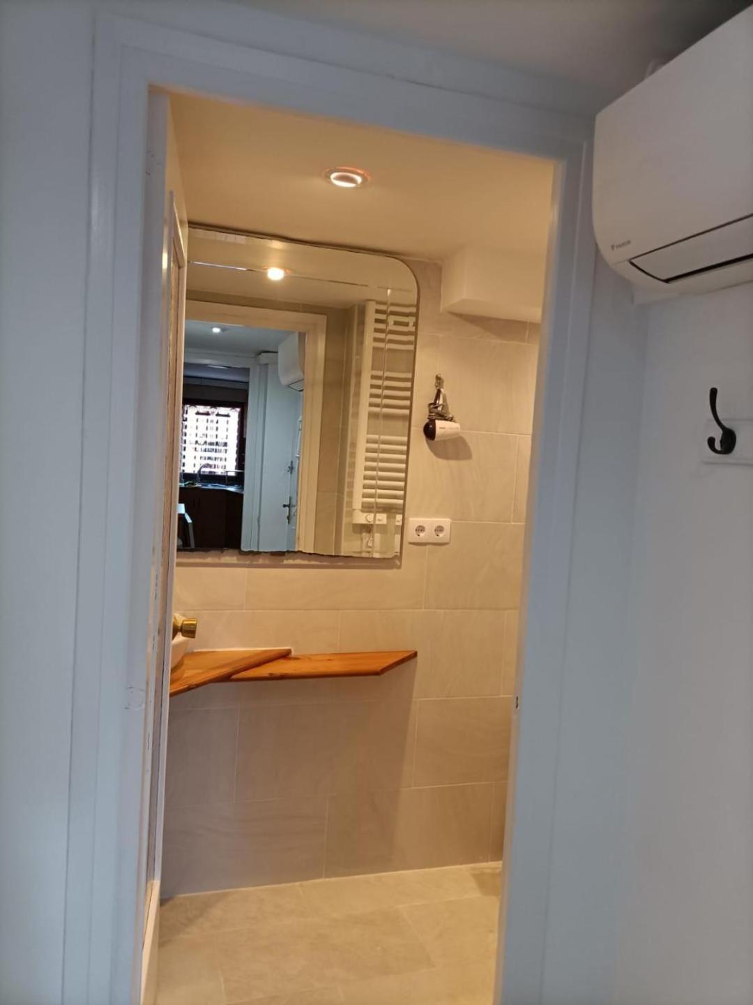 Апартаменты Acogedor Apartamento En El Corazon Medieval De Таррагона Экстерьер фото